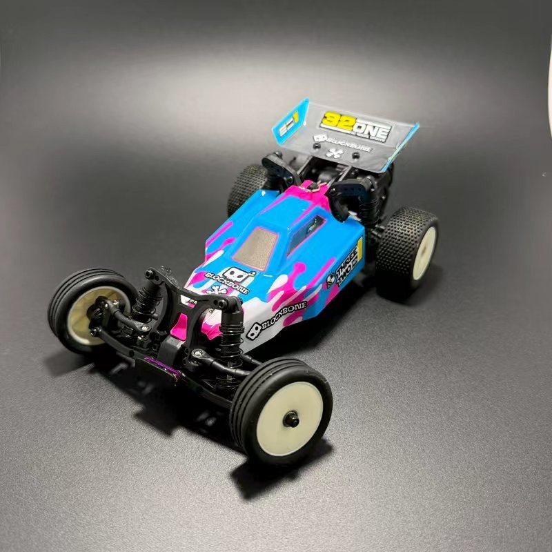 M24BEE 1/24 – 4x4 RC BLEU