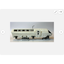 Modèle de science-fiction en plastique Moon Bus Monté 1/50